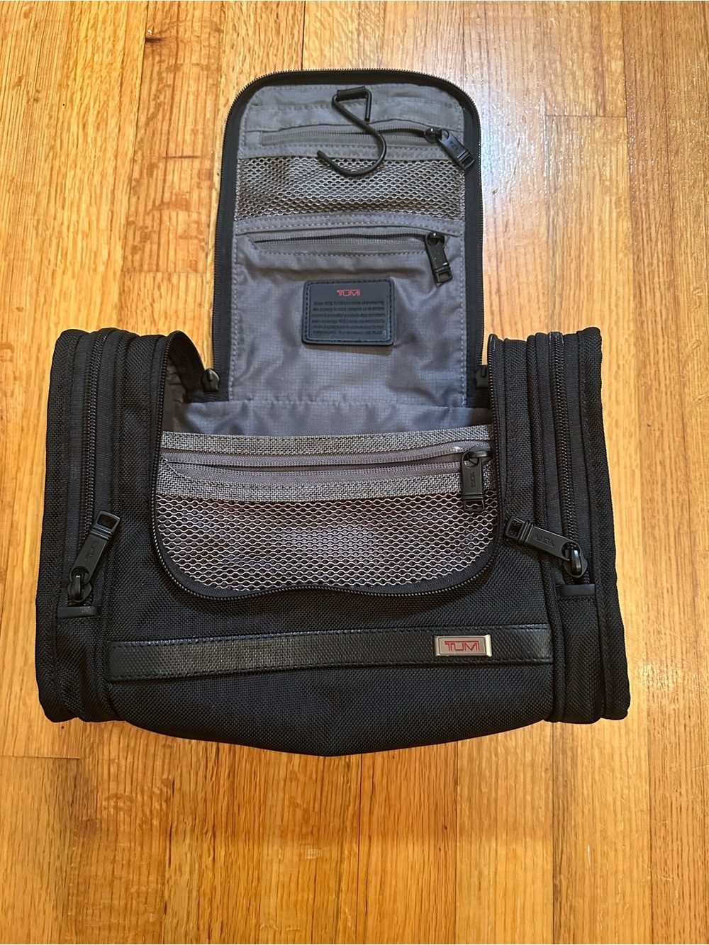 Tumi hanging travel kit with hook for hanging. - Picture 2 of 11